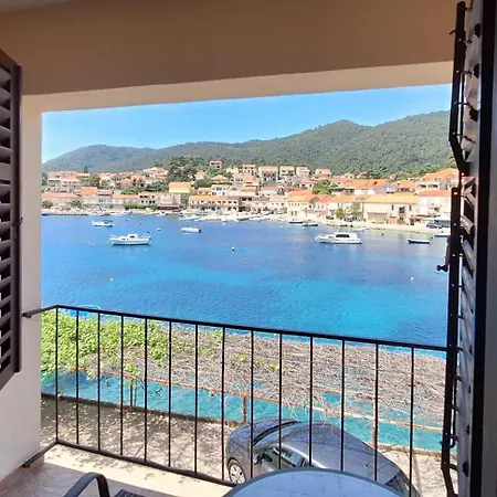 Casa de hóspedes And Julija Brna